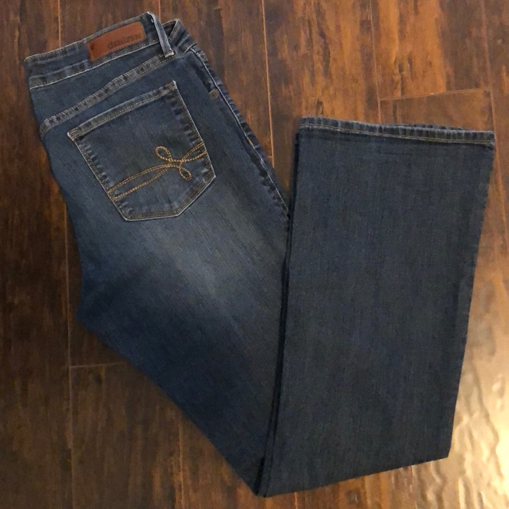 Bootcut jeans with stretch